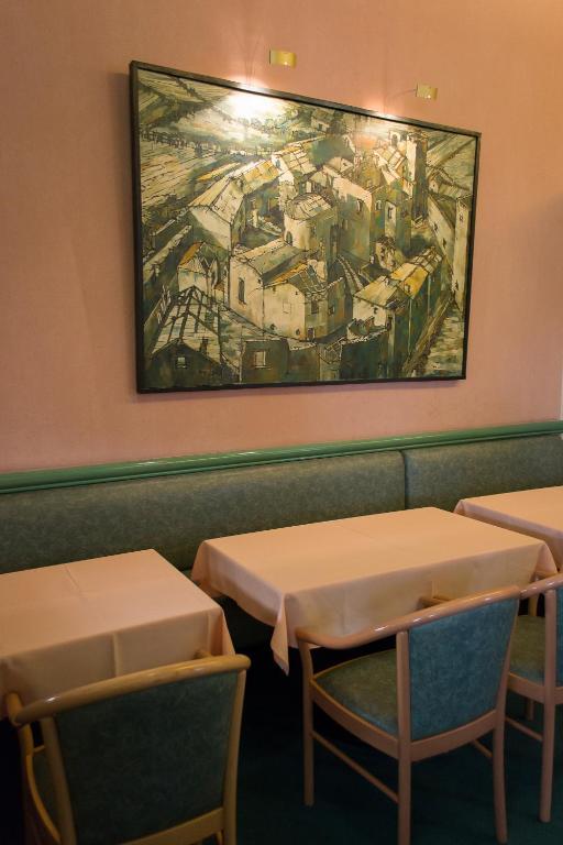 Hotel De Flandre Compiègne Екстериор снимка